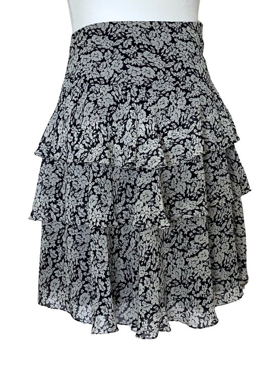 Lauren Ralph Lauren Dresses & Skirts - Ralph Lauren Navy 100% Silk Tiered Floral Knee Length Skirt. M/L 10. Cottagecore